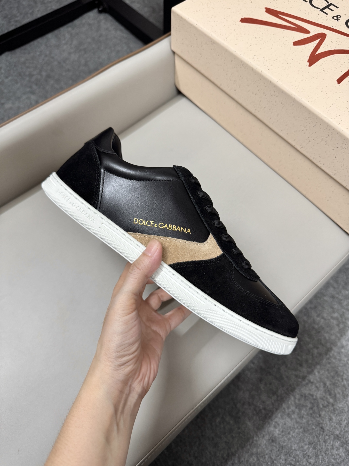 olce & Gabbana shoe